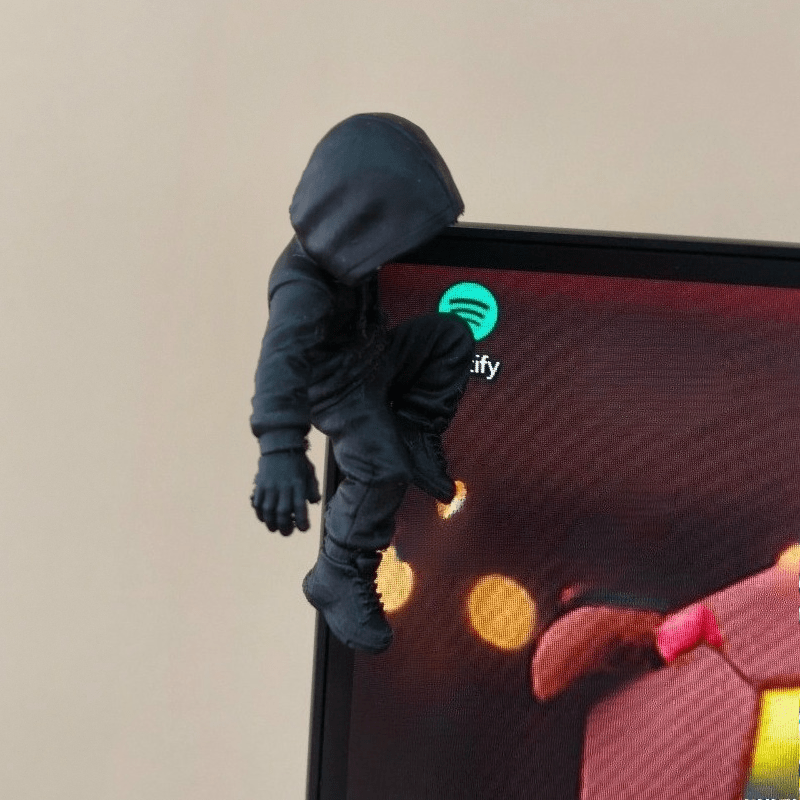 Patung Mini Alien Hoodie Climb - Retro Gaming Accessories ulasan dan harga